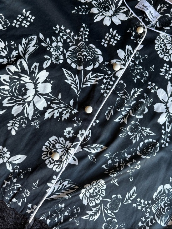 Anthony Richards Tops - Vintage Anthony Richards Black and White Floral Button-Up Blouse